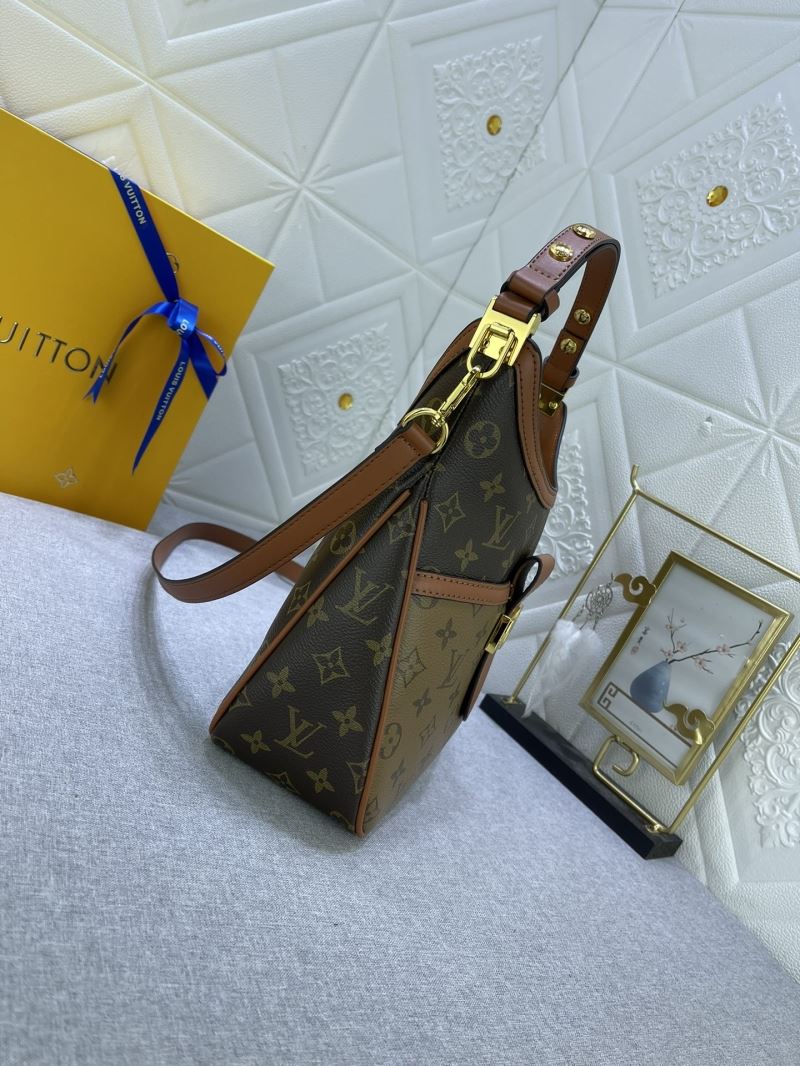 Louis Vuitton Hobo Bags